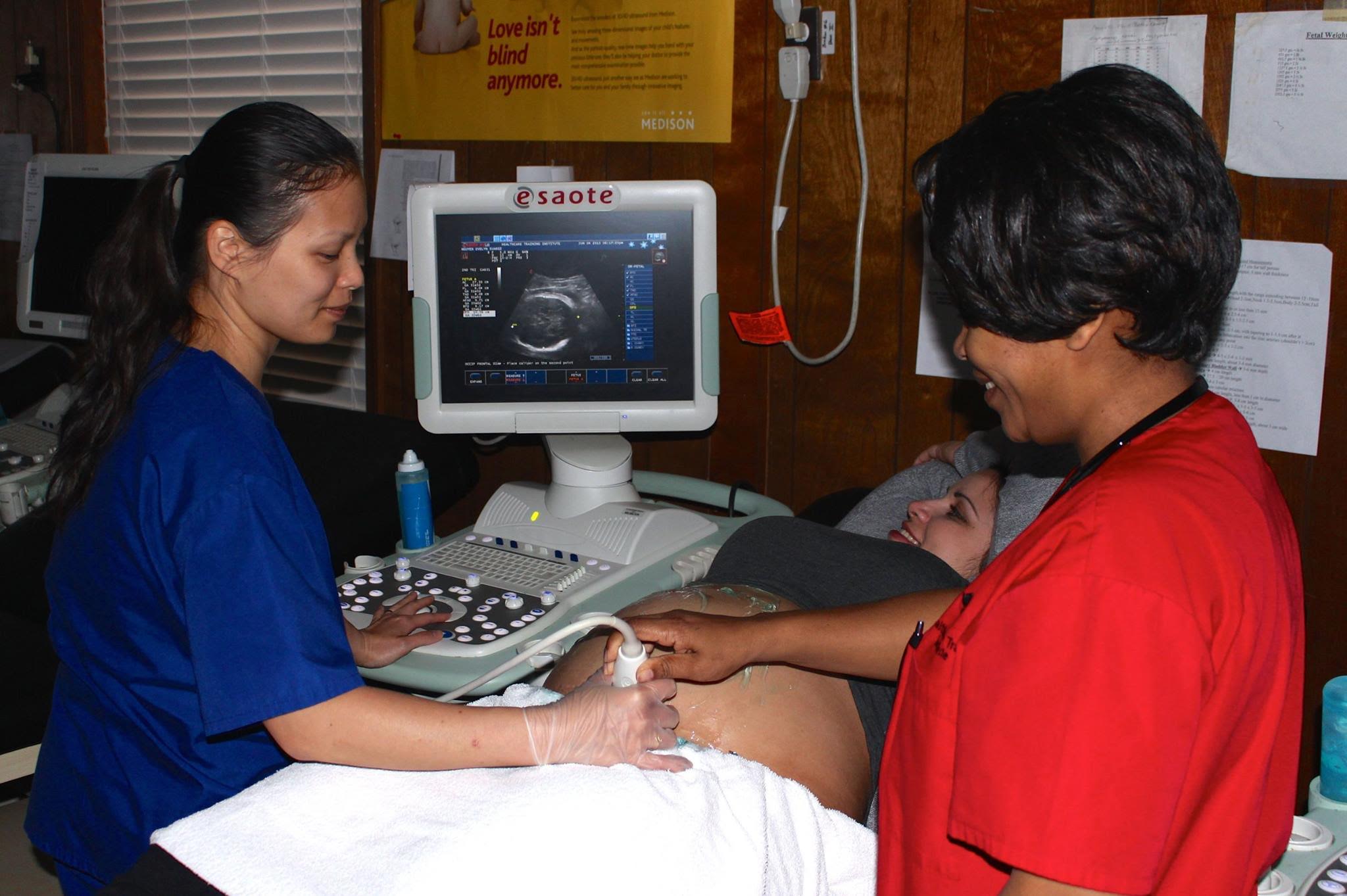 How Choosing Among Ultrasound Schools In NJ Can Advance Your Career In 